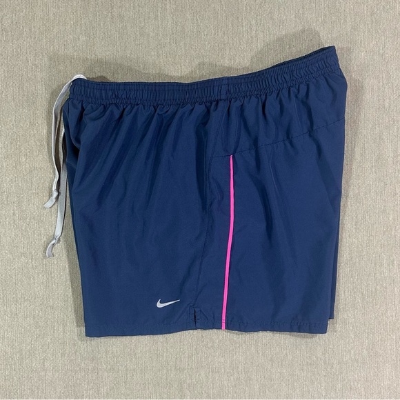 Nike Running shorts with liner SIZE Small - Picture 1 of 5